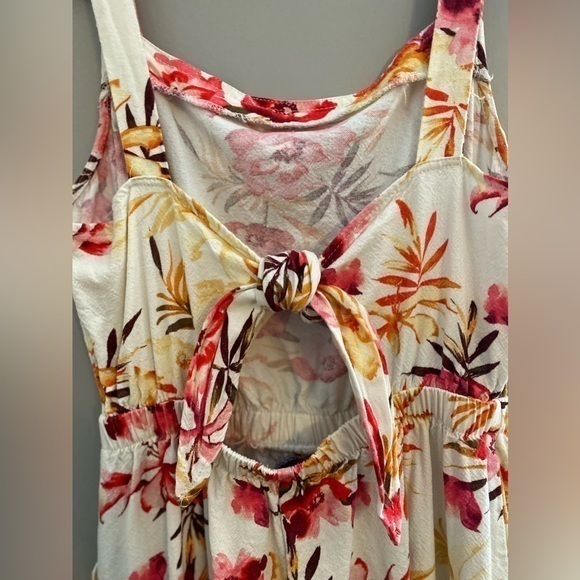 One Clothing‎ Los Angeles Floral Romper Size S - Picture 5 of 6